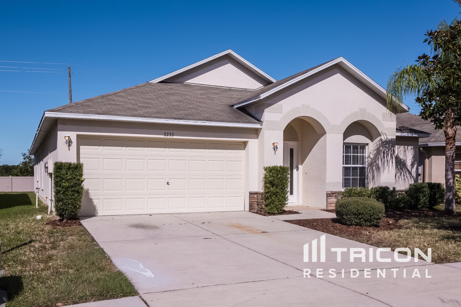 2233 Roanoke Springs Drive Ruskin FL