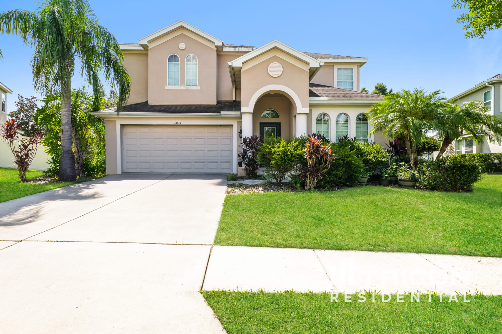 32025 Garden Alcove Loop Wesley Chapel FL