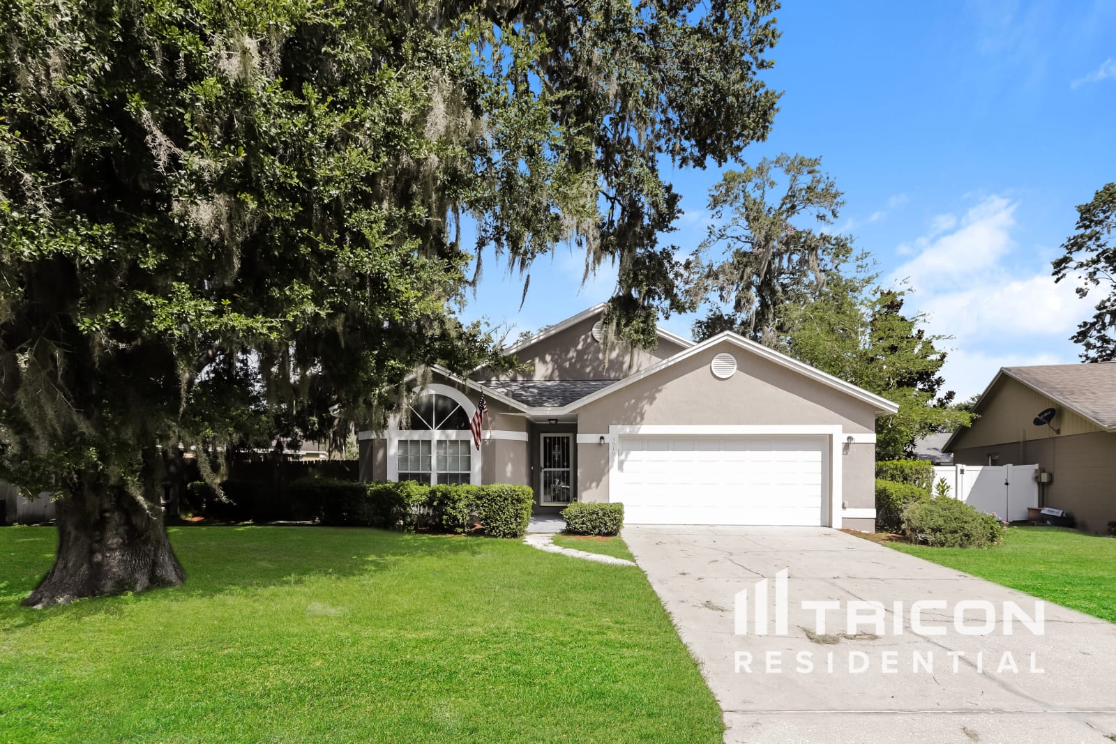 3910 Creek Woods Drive Plant City FL