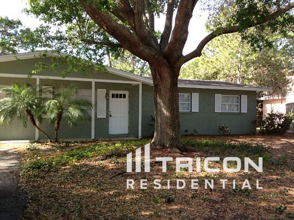 4000 Berkshire Drive Sarasota FL