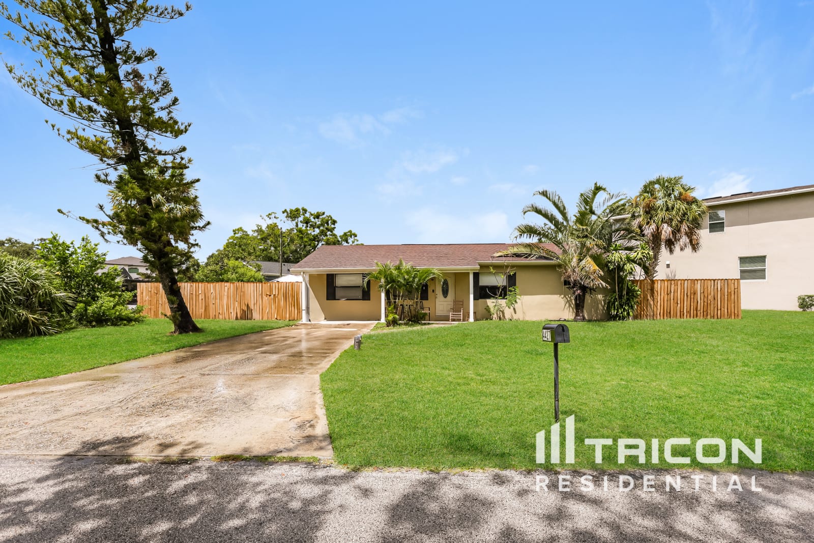 4427 West Lawn Avenue Tampa FL