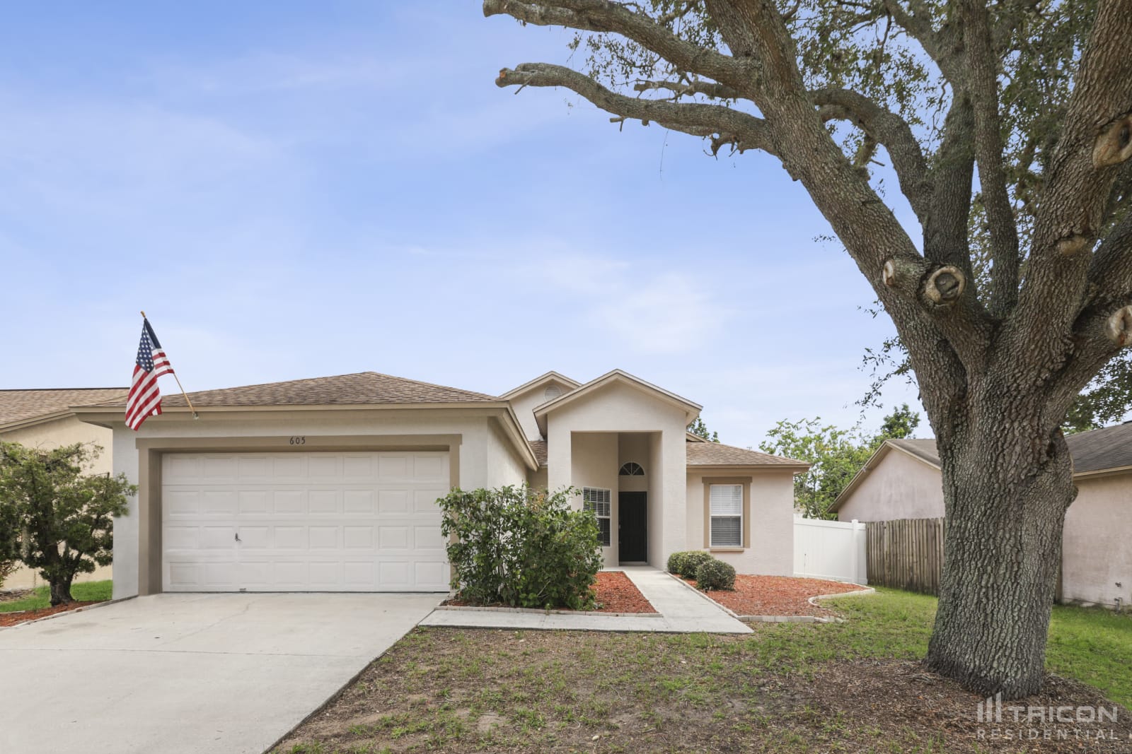 605 Lakemont Drive Brandon FL