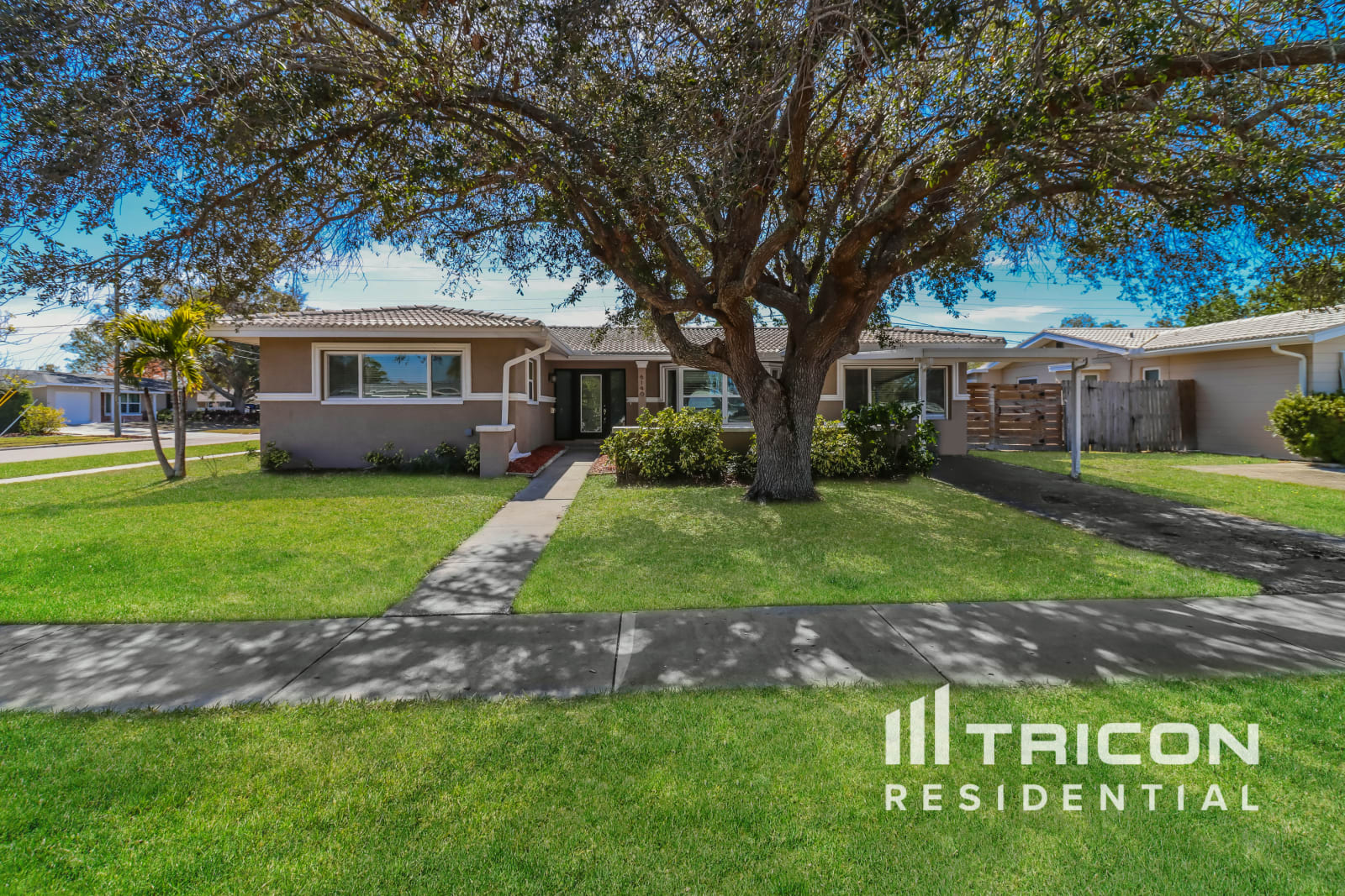 6140 30th Ave N St. Petersburg FL