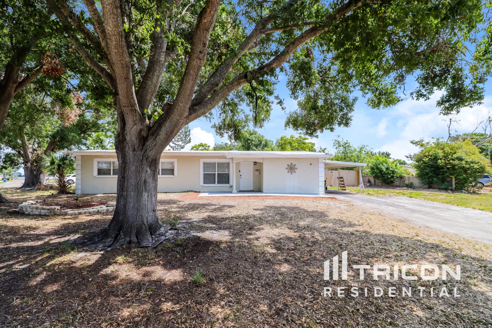 6193 39th Avenue North St. Petersburg FL