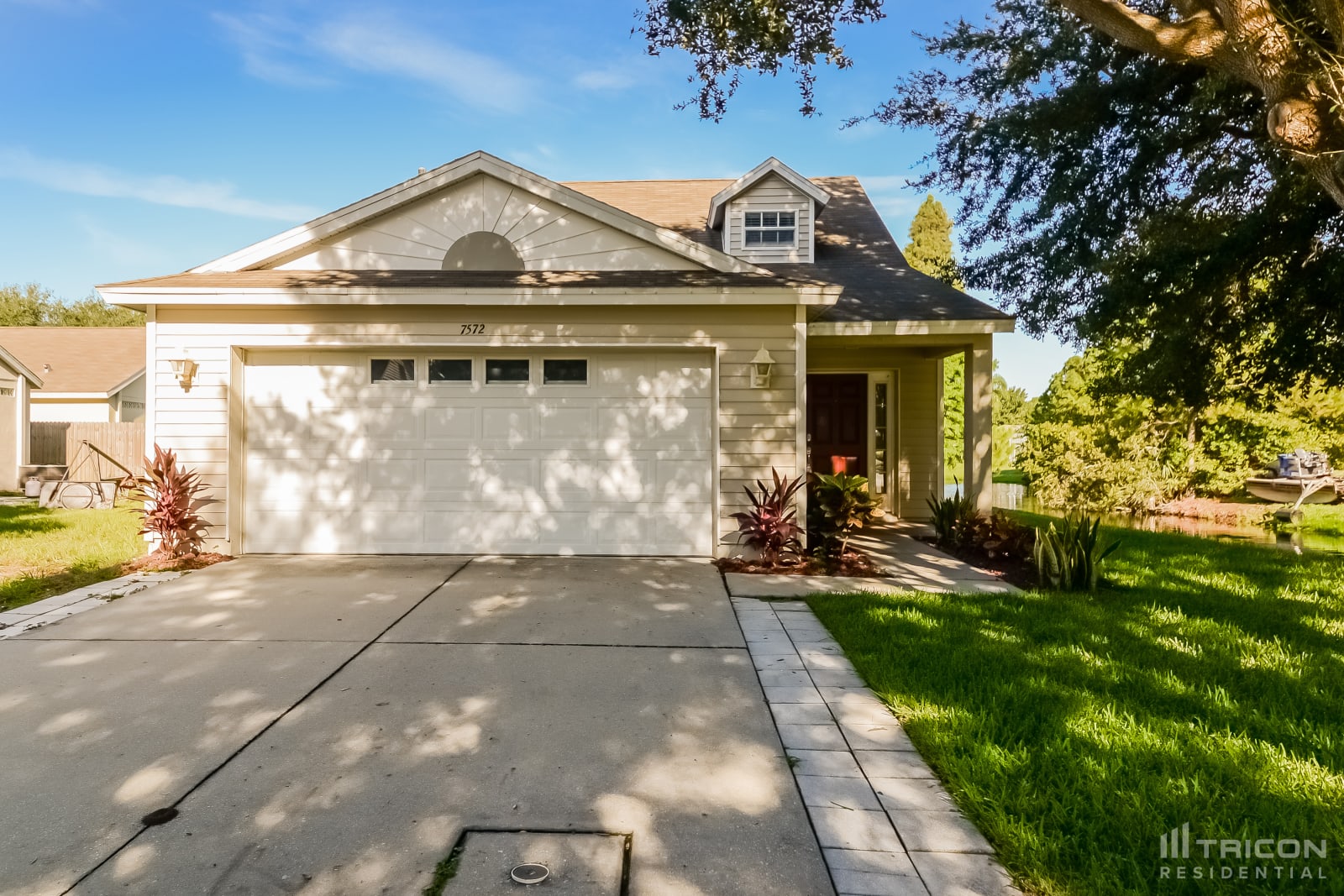 7572 Oxford Garden Circle Apollo Beach FL