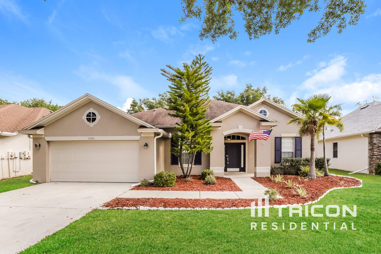 7646 Whispering Wind Dr Land O' Lakes FL