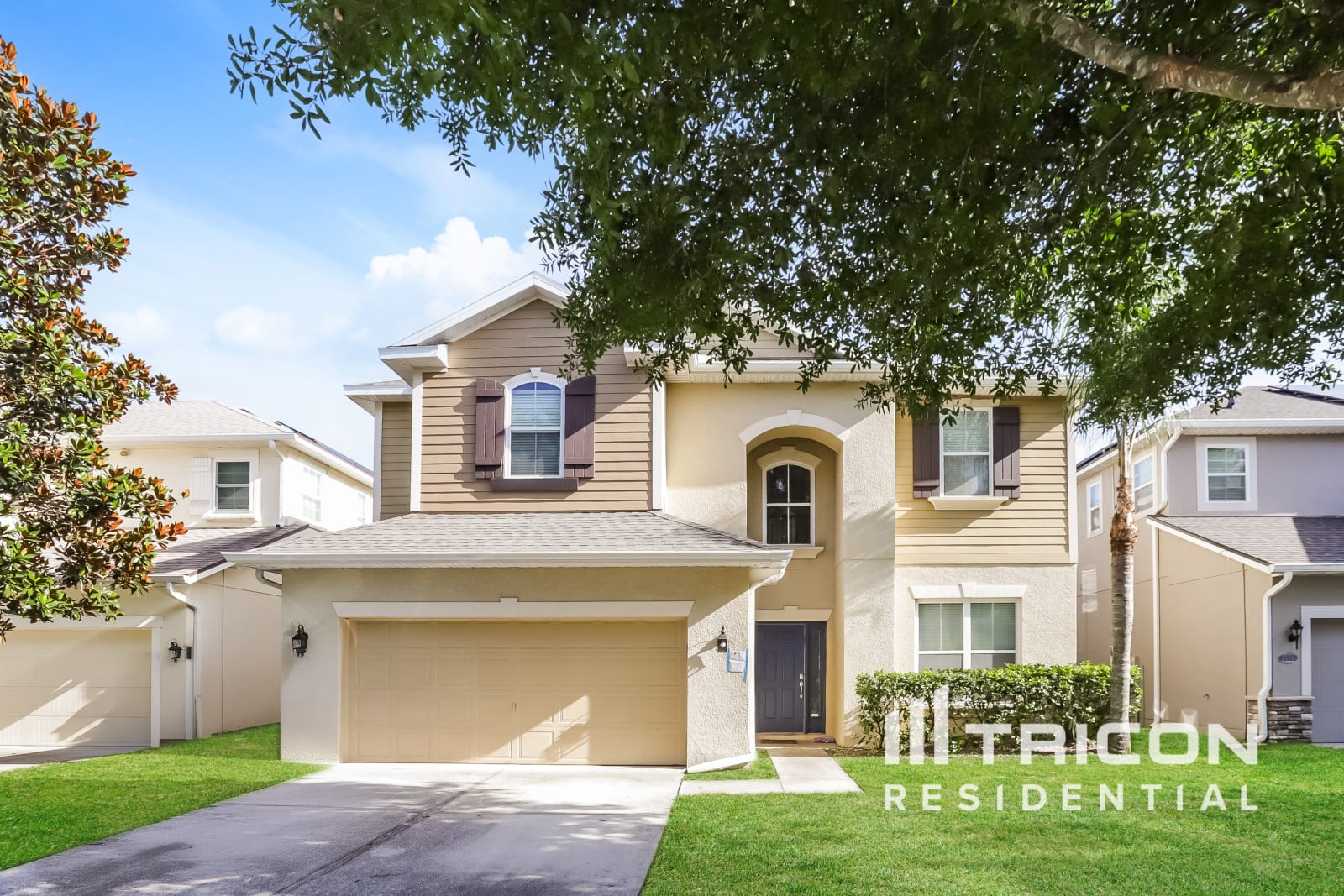 7982 Camden Woods Drive Tampa FL