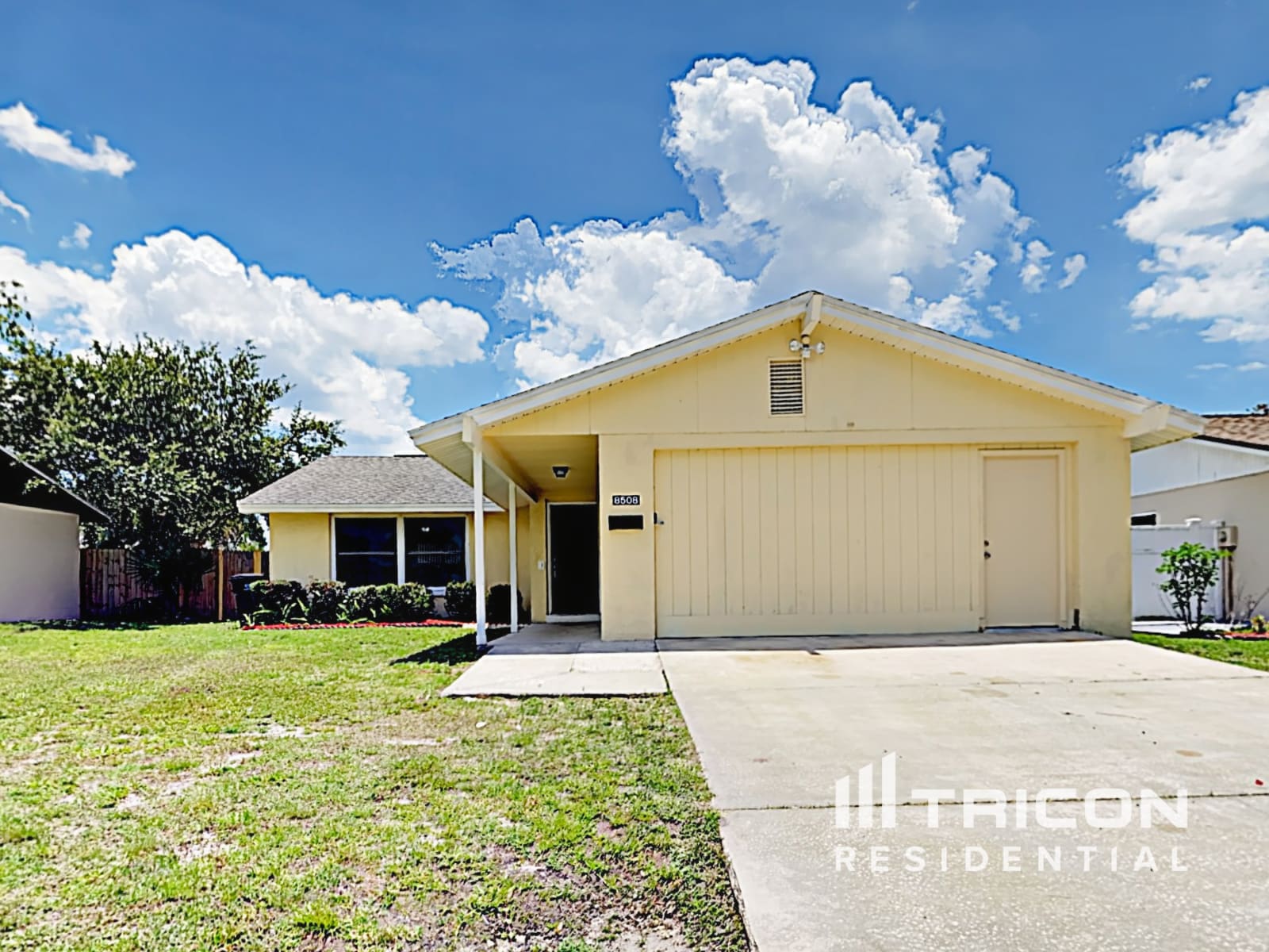 8508 Woodhurst Drive Tampa FL