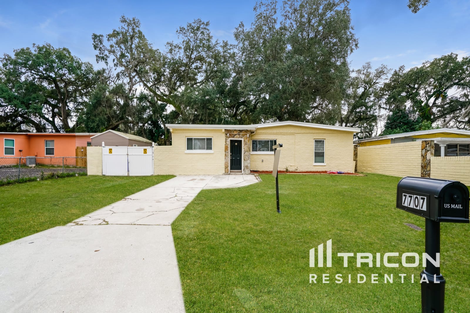 7707 Silver Oak Lane Tampa FL