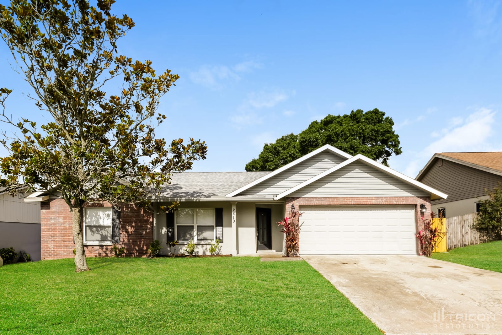 2810 Manor Hill Drive Brandon FL