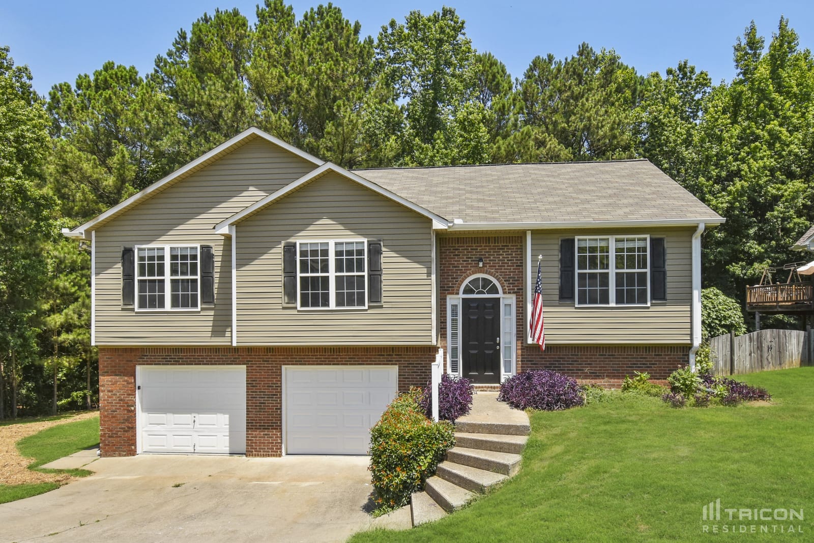 67 Greatwood Dr White GA