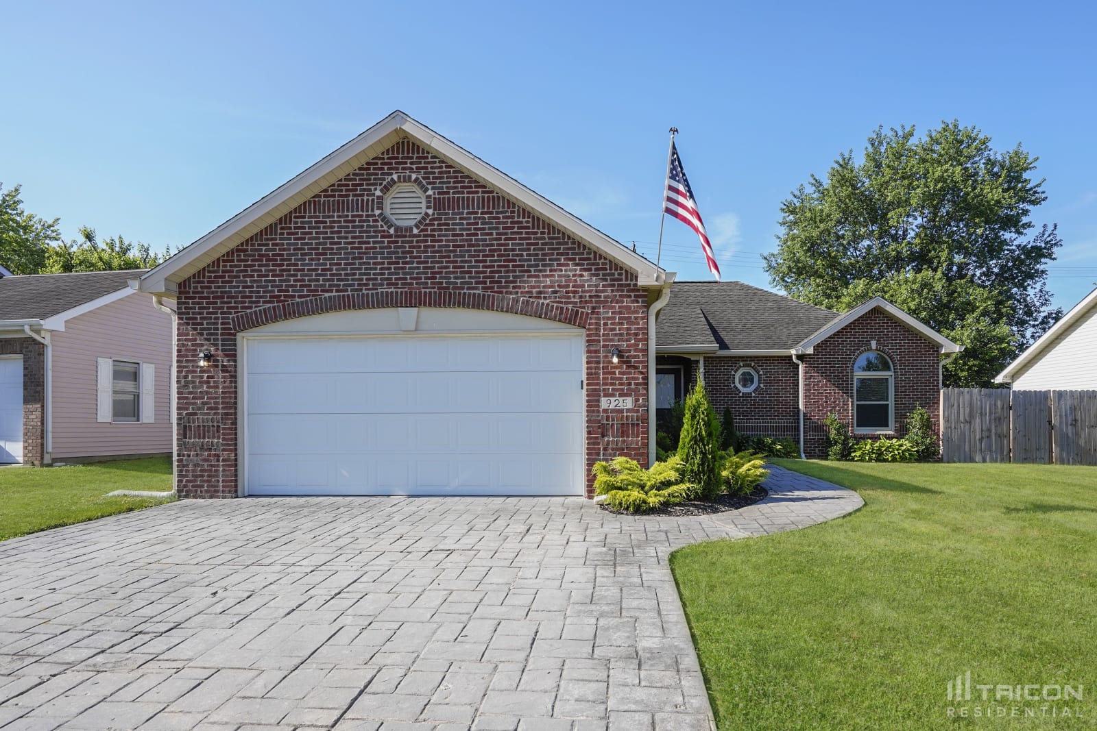 925 Cambridge Lane Edinburgh IN