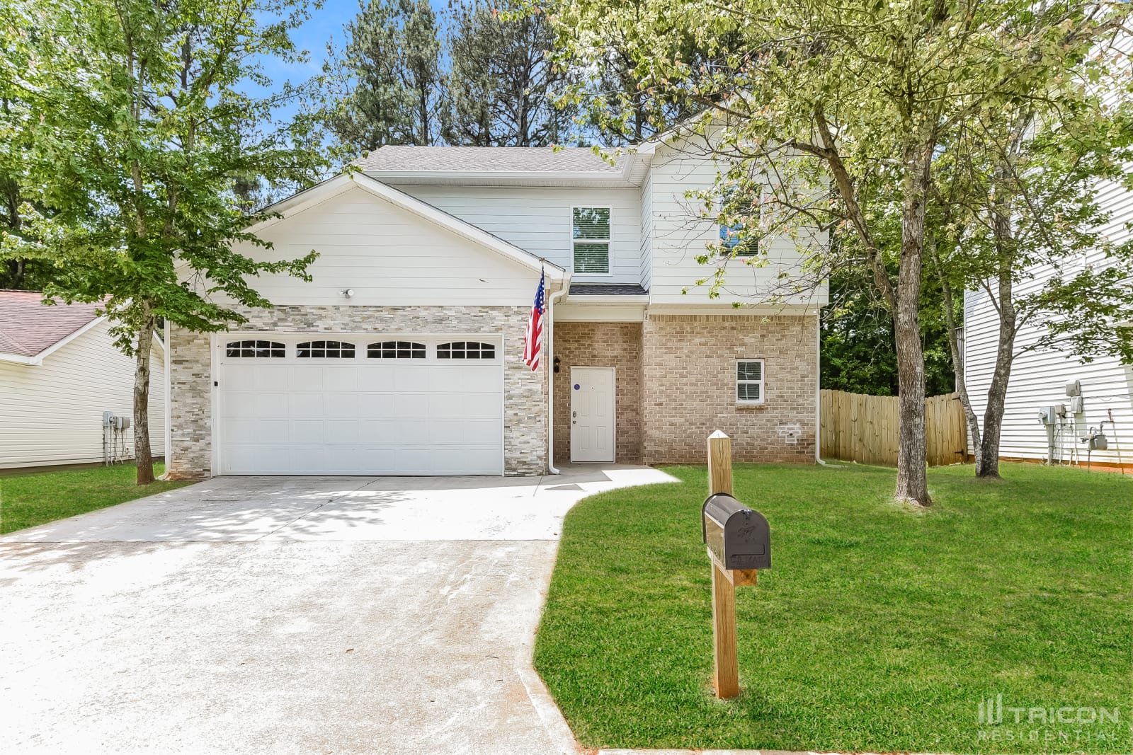 2433 Rambling Way Lithonia GA