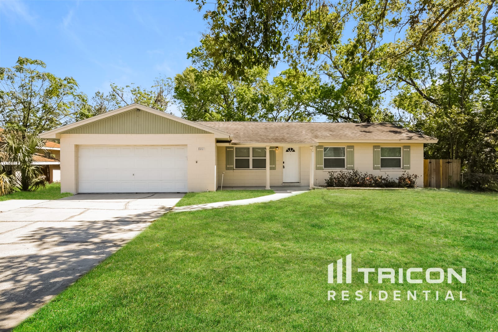 800 N Sunset Drive Mount Dora FL