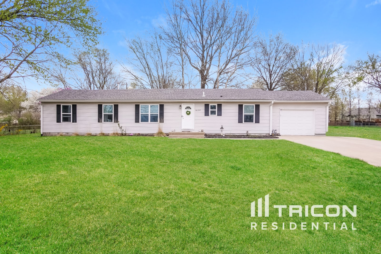 16107 Oakland Avenue Belton MO