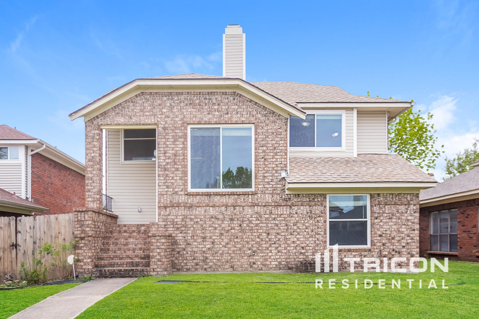 1704 San Francisco St Carrollton TX
