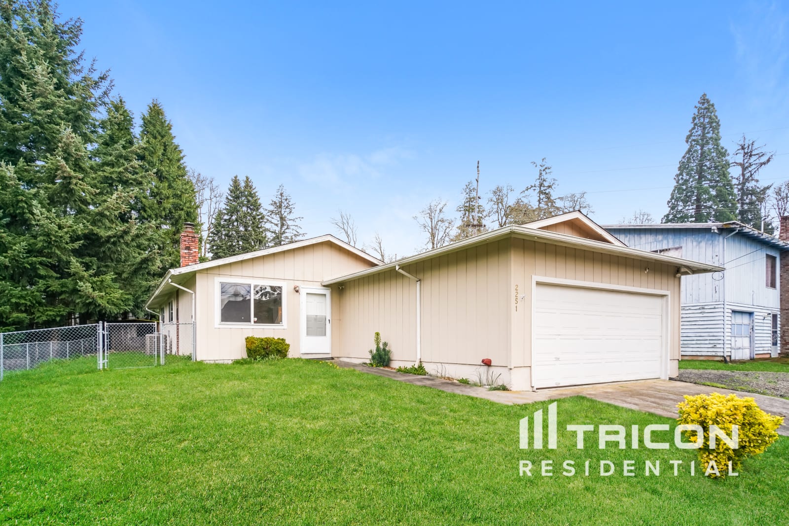 2251 SE Creighton Ave Milwaukie OR