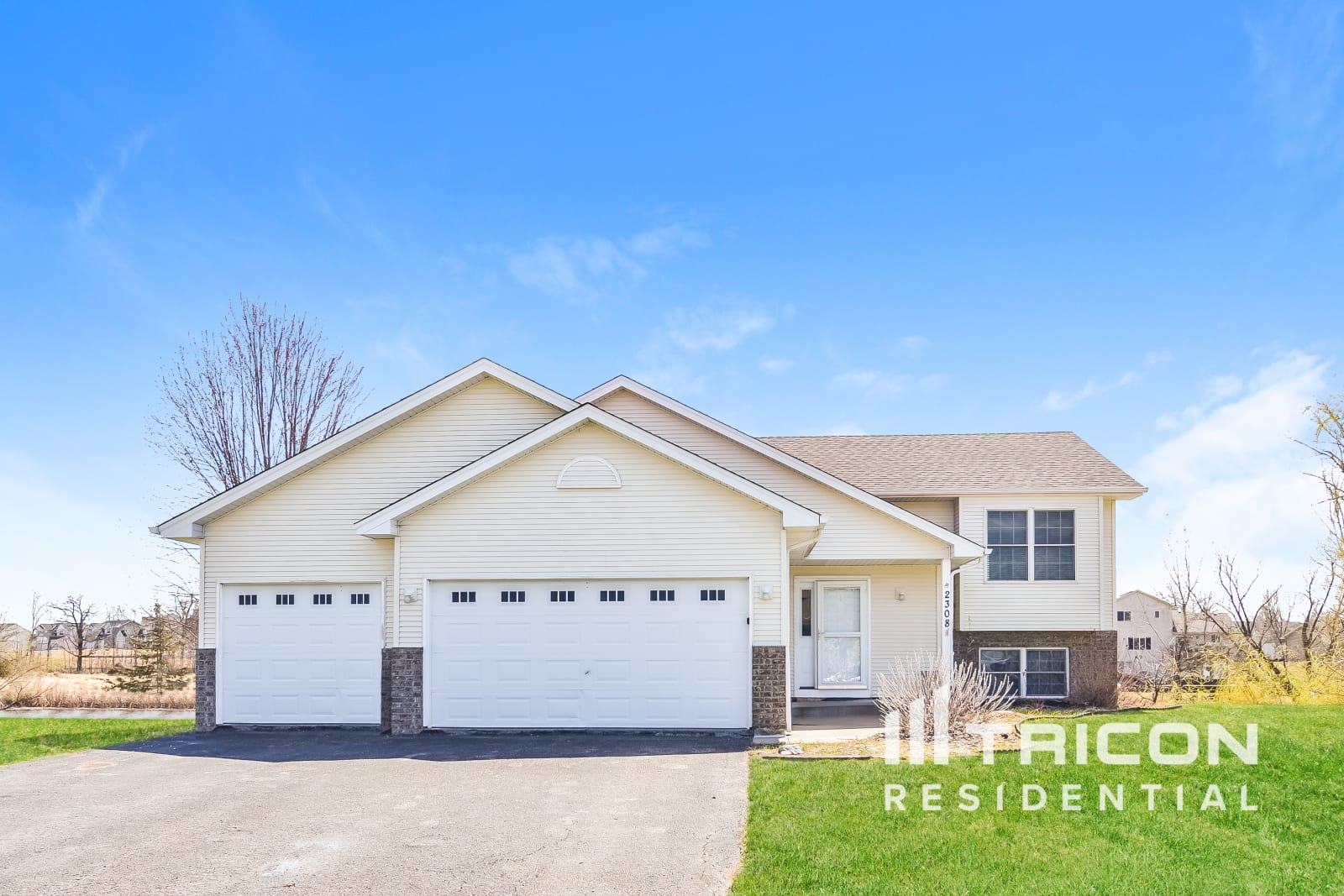 2308 Maple Lane Buffalo MN