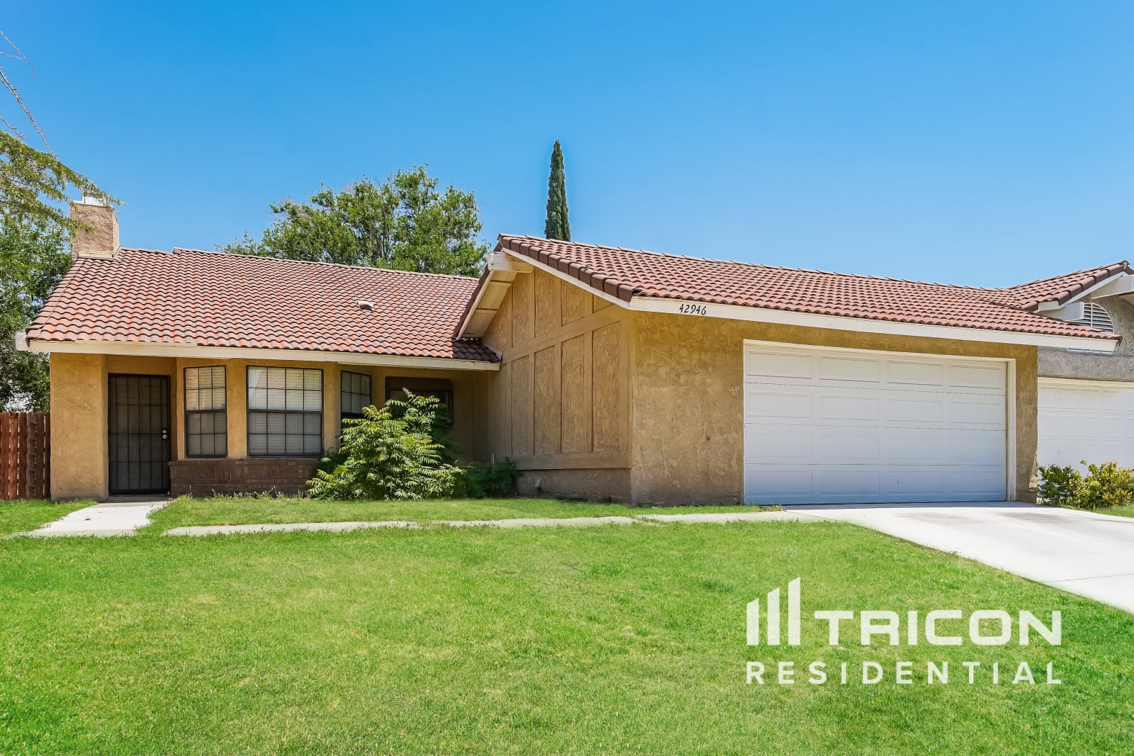 42946 39th St W Lancaster CA