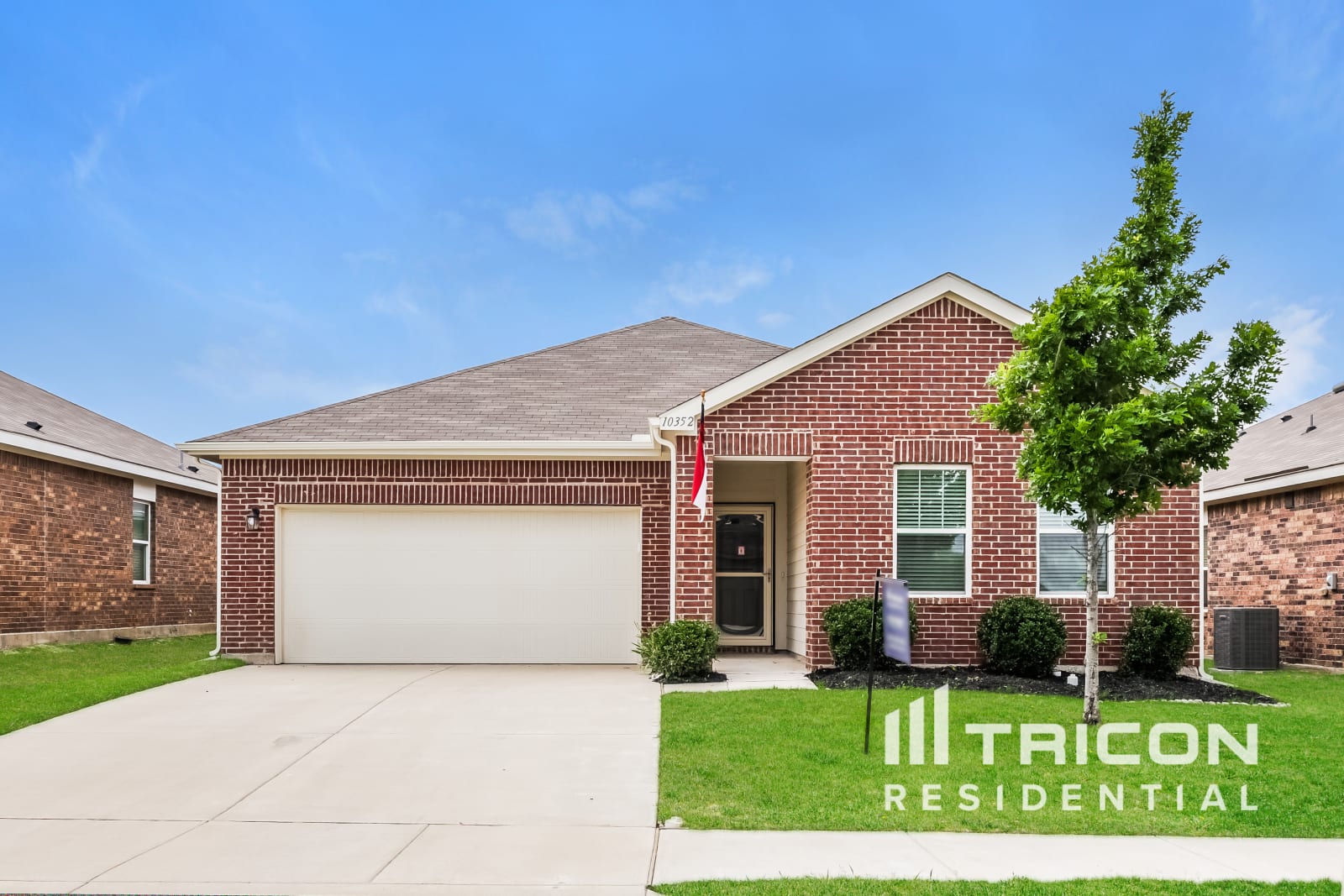 10352 Jameson Ln Crowley TX