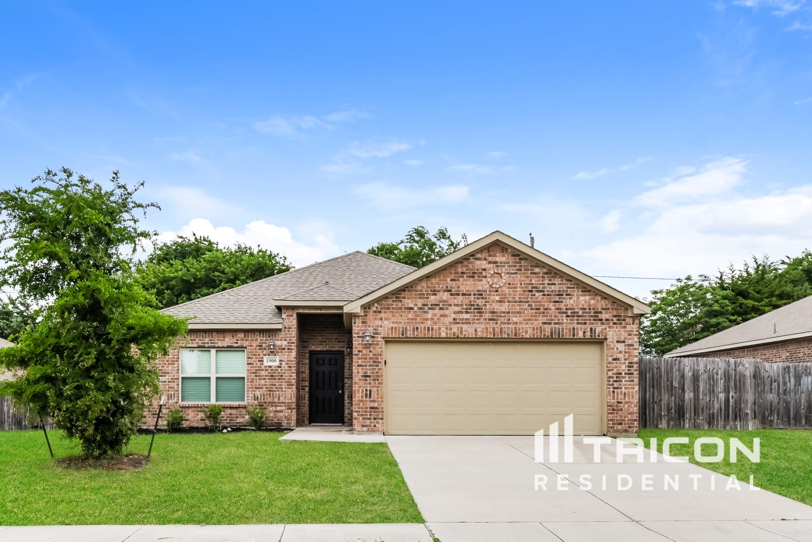 1900 Carrington Dr Glenn Heights TX