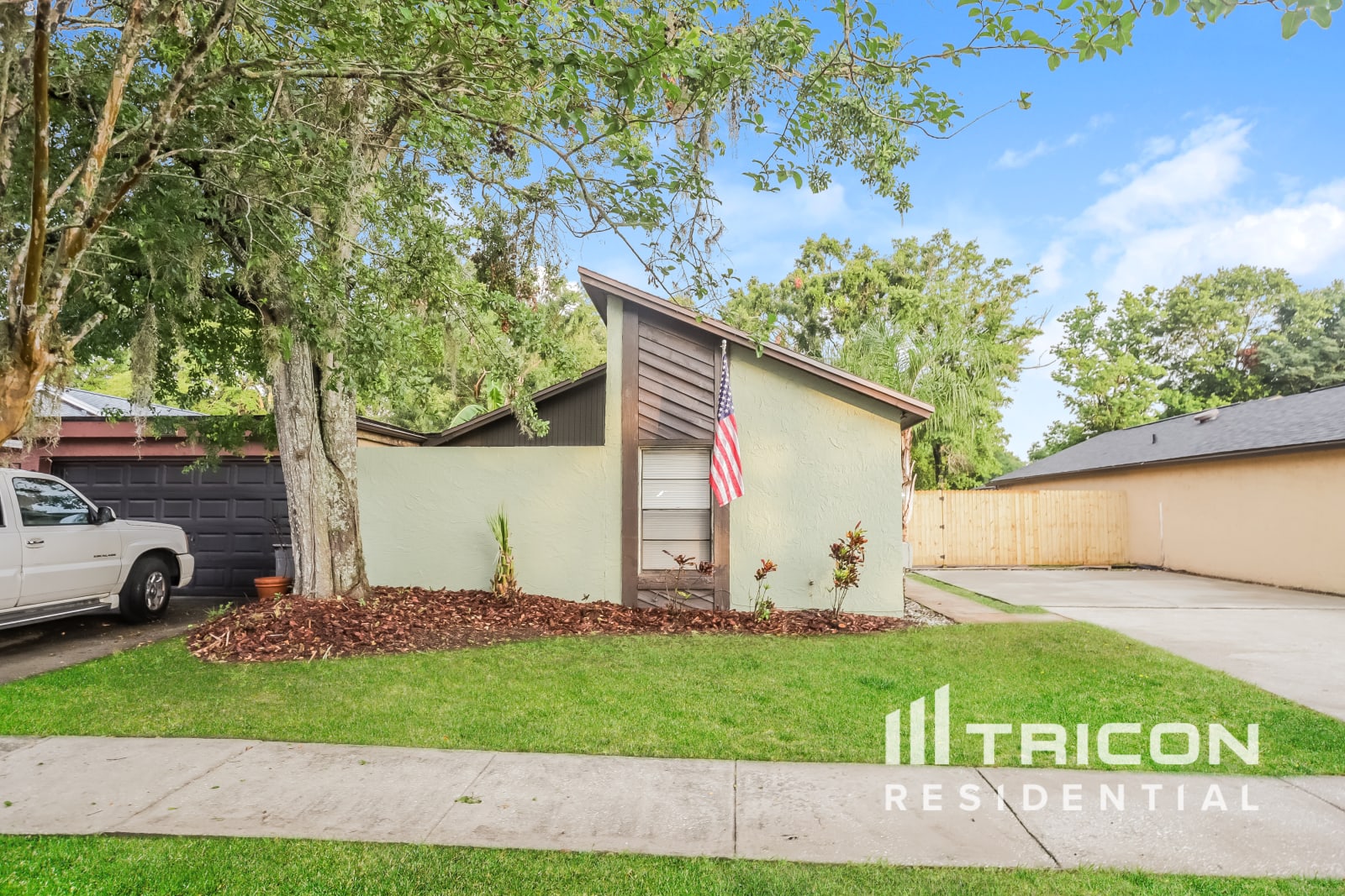 1933 Gregory Drive Tampa FL