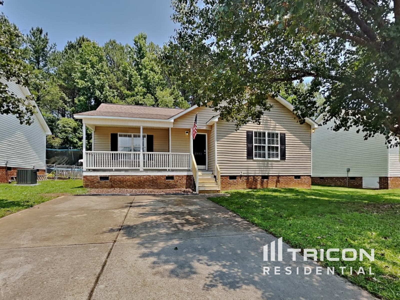 2112 McKinnon Drive Clayton NC