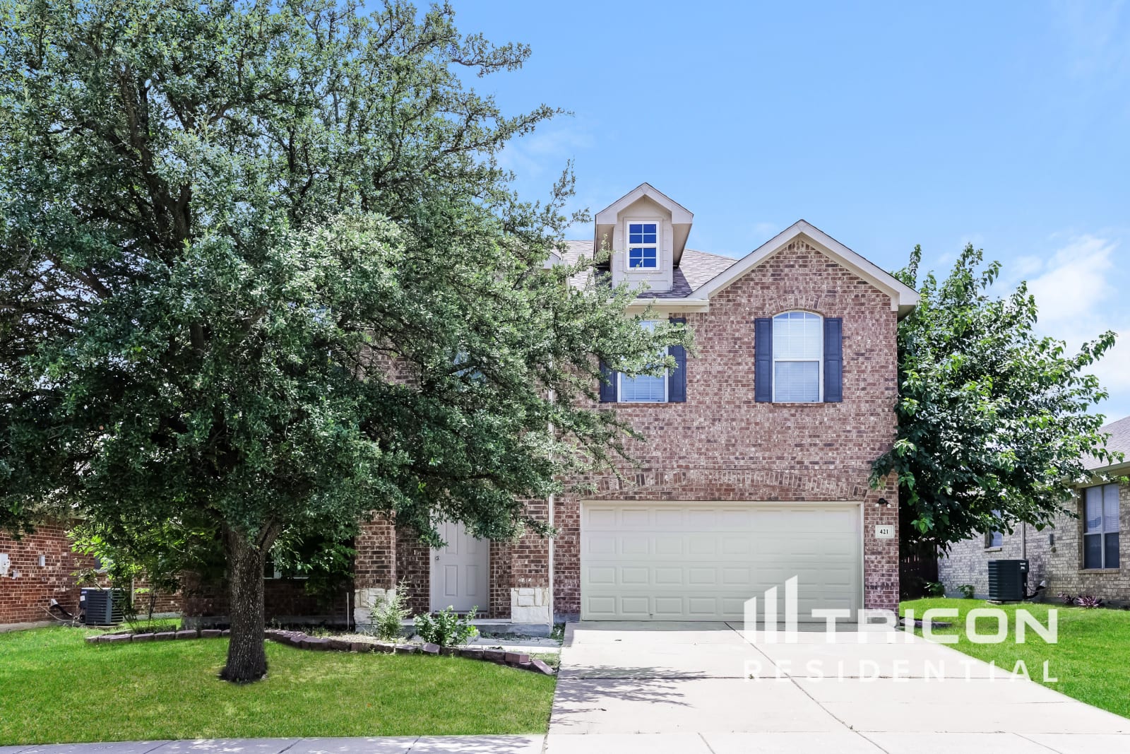 421 Emerald Creek Dr Fort Worth TX