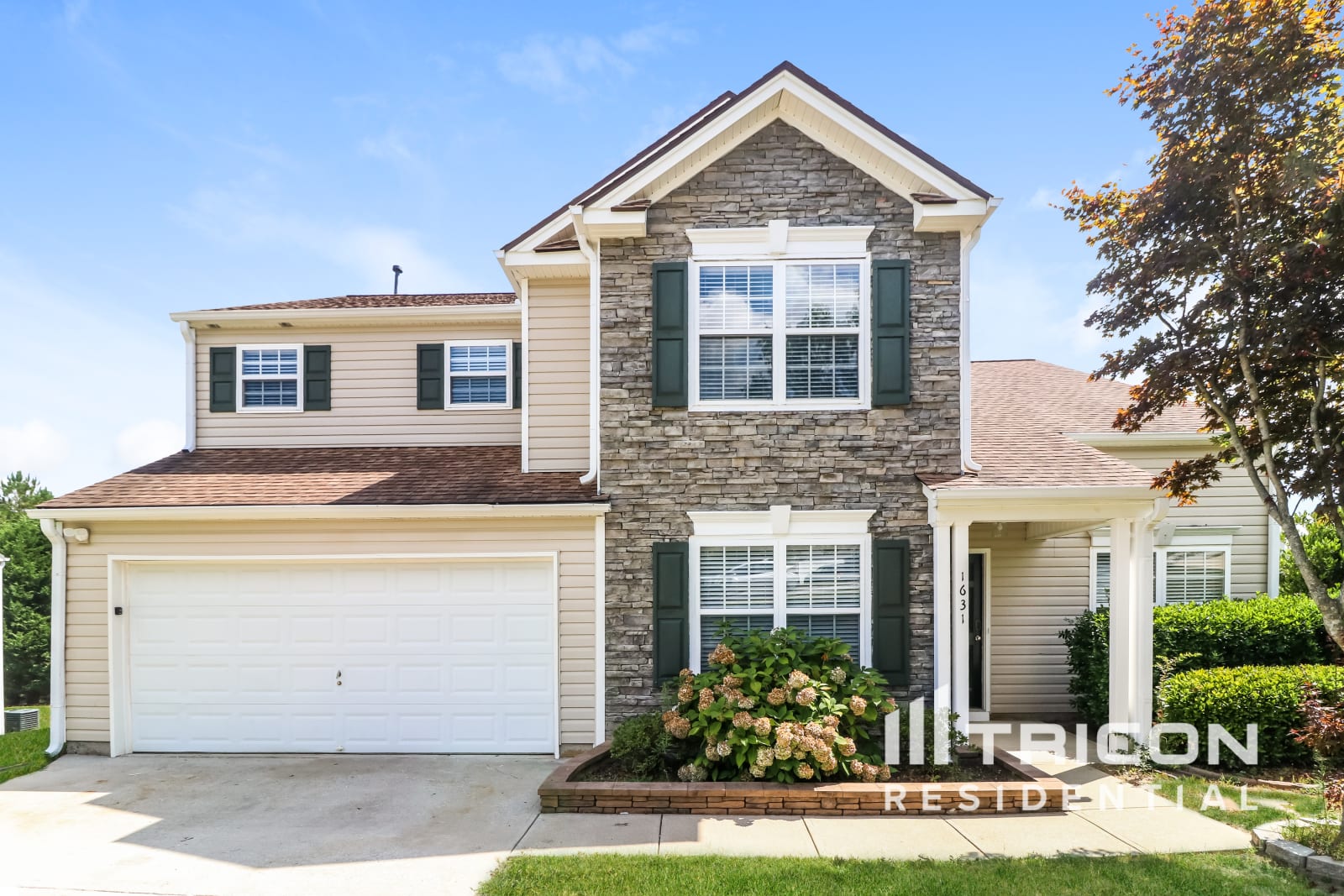 1631 Royal Ives Dr Lawrenceville GA