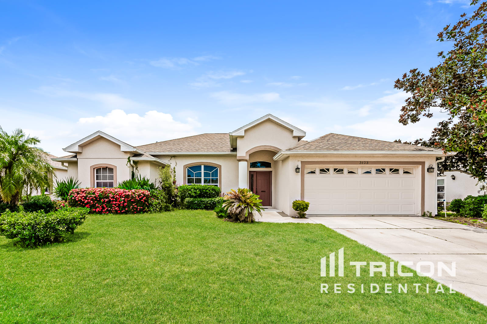 3123 45th Way E Bradenton FL
