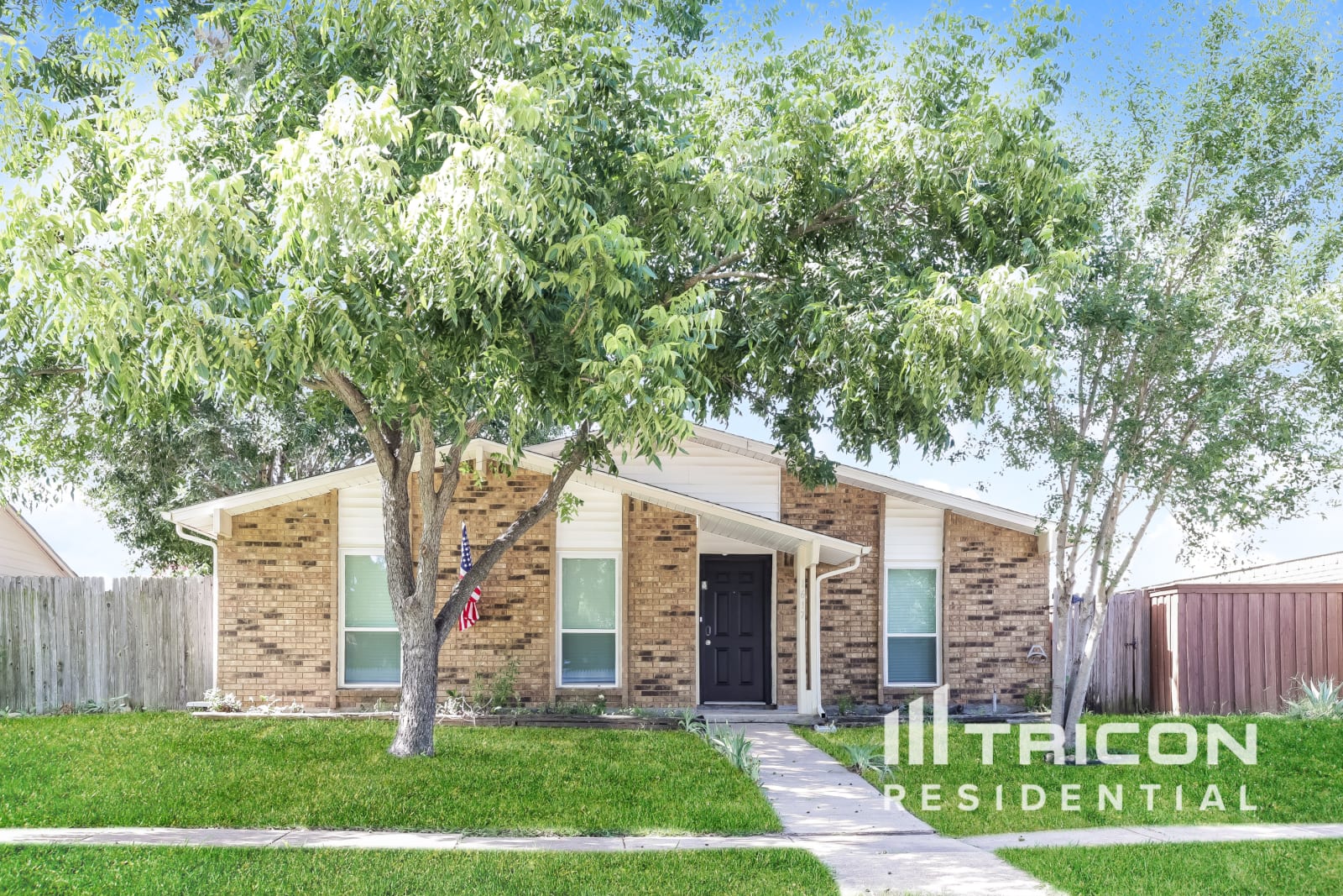 1617 Wilderness Trl Grand Prairie TX