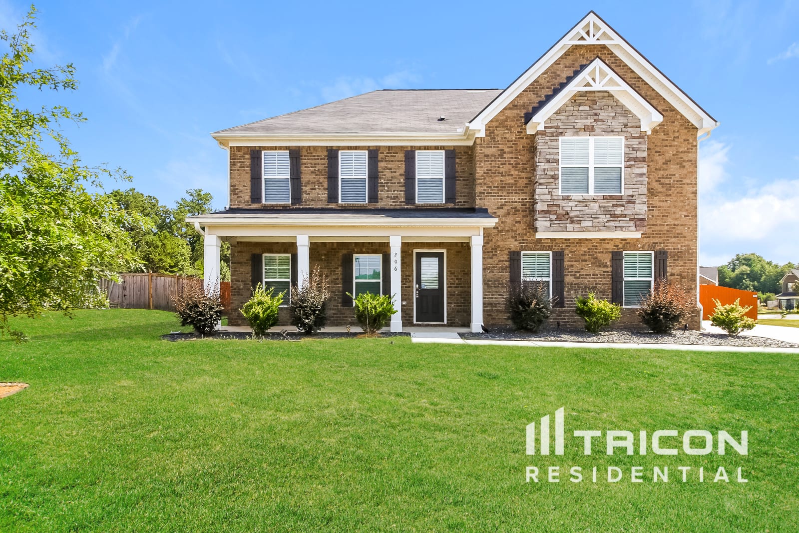 206 Prescott St Locust Grove GA