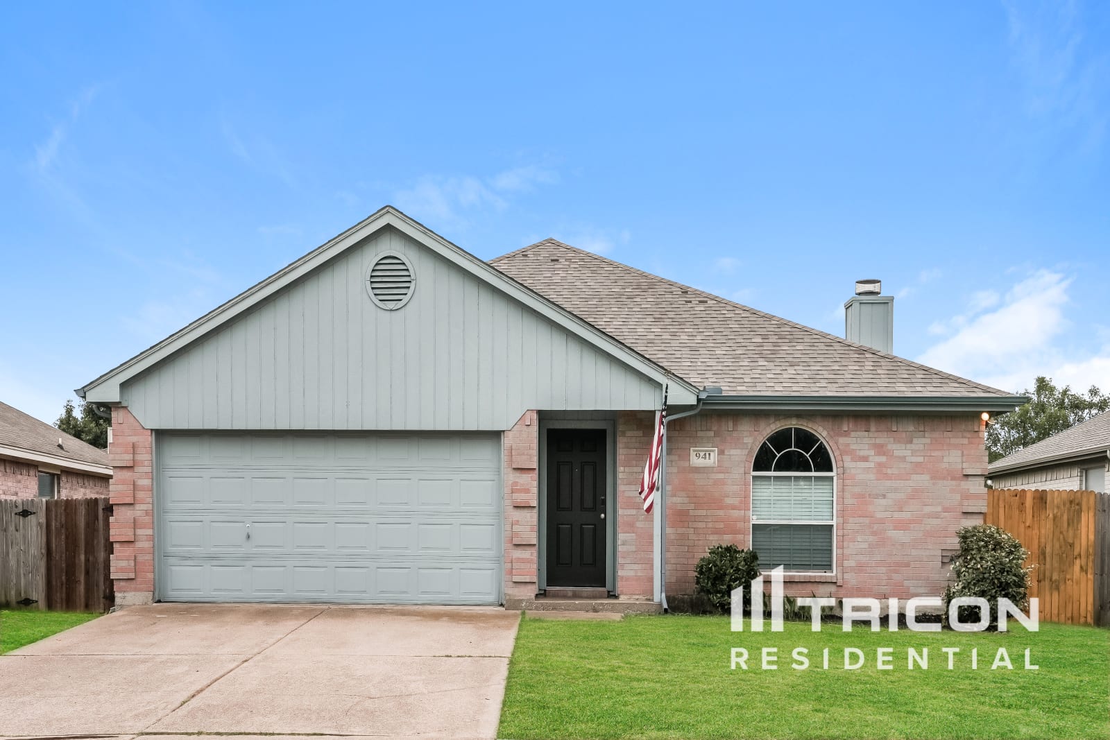 941 Carlin Ln Burleson TX