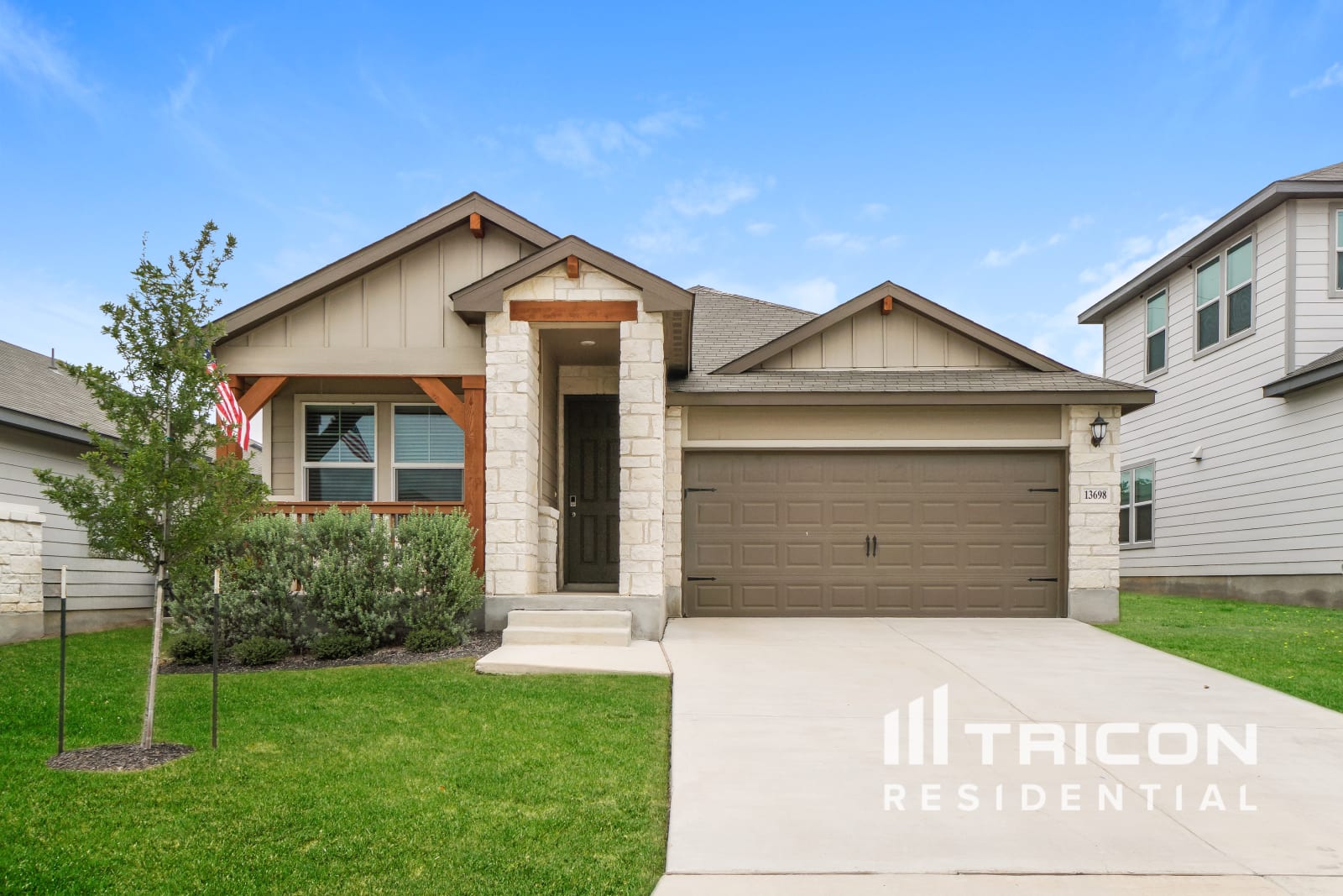 13698 Paxton Boulevard St. Hedwig TX