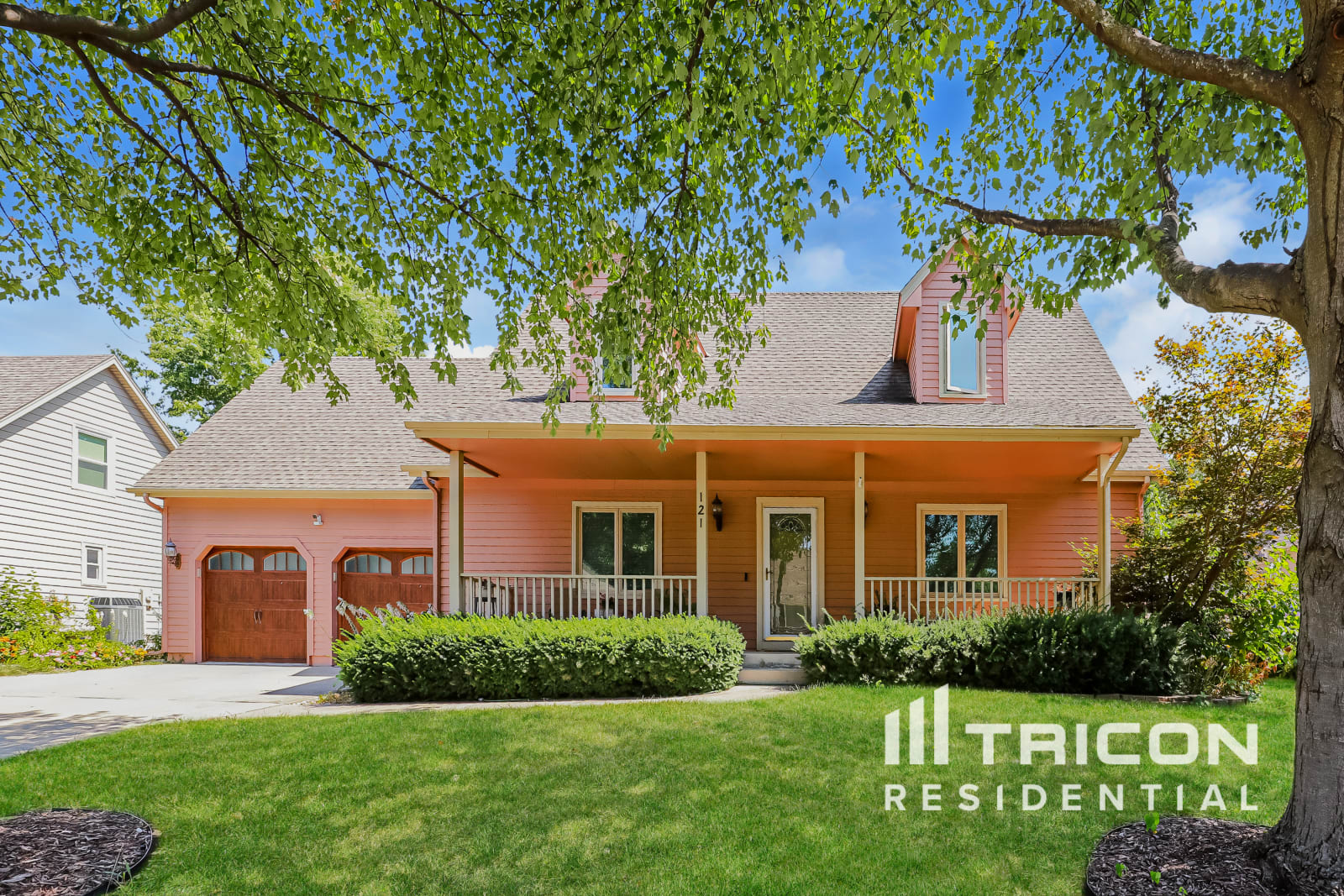 121 Se Nottingham Court Lee's Summit MO