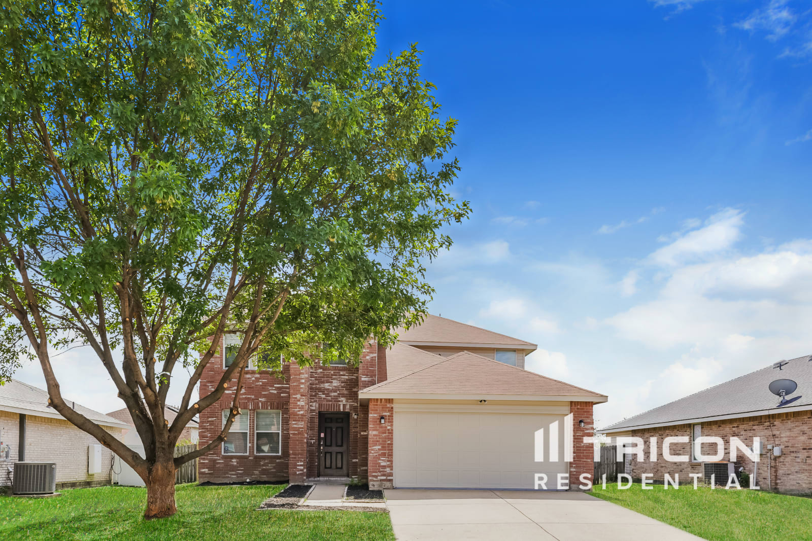 2029 W Grove Ln Grand Prairie TX