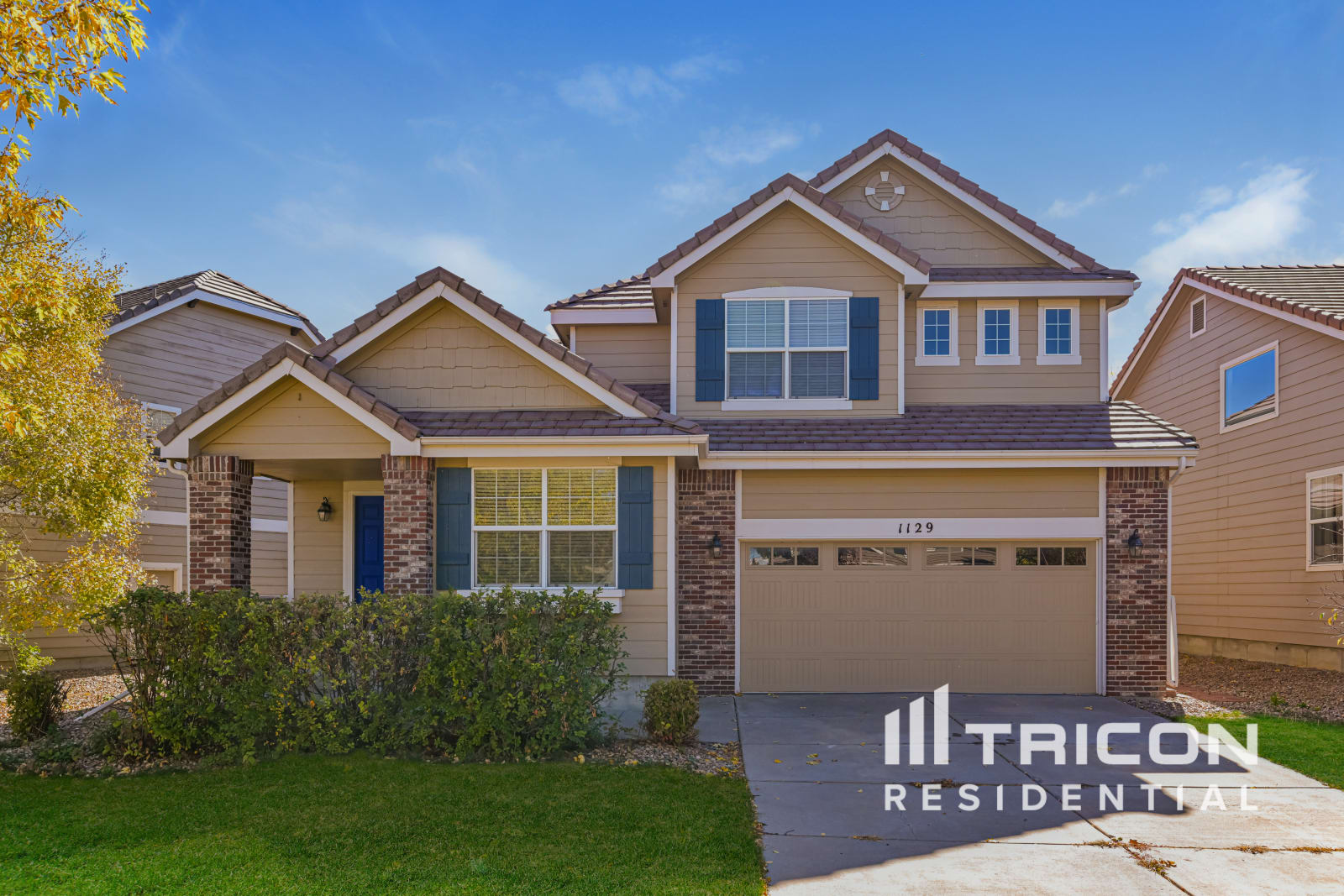 1129 S Duquesne Cir Aurora CO