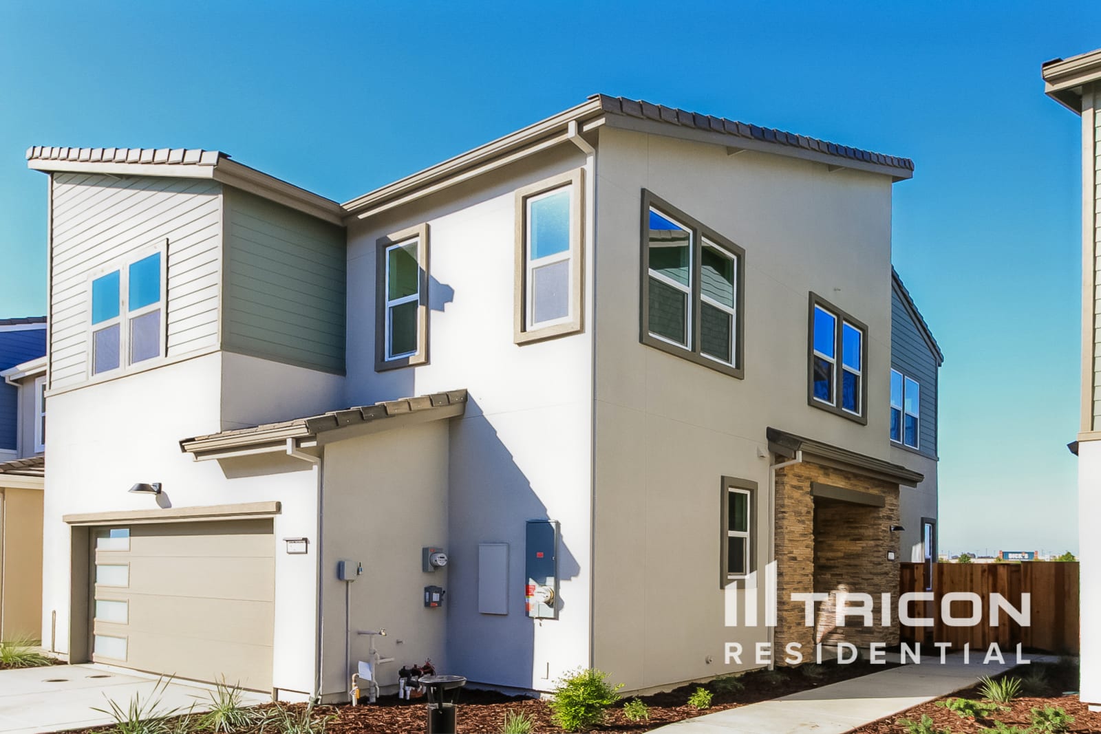 8209 Perla Way Sacramento CA