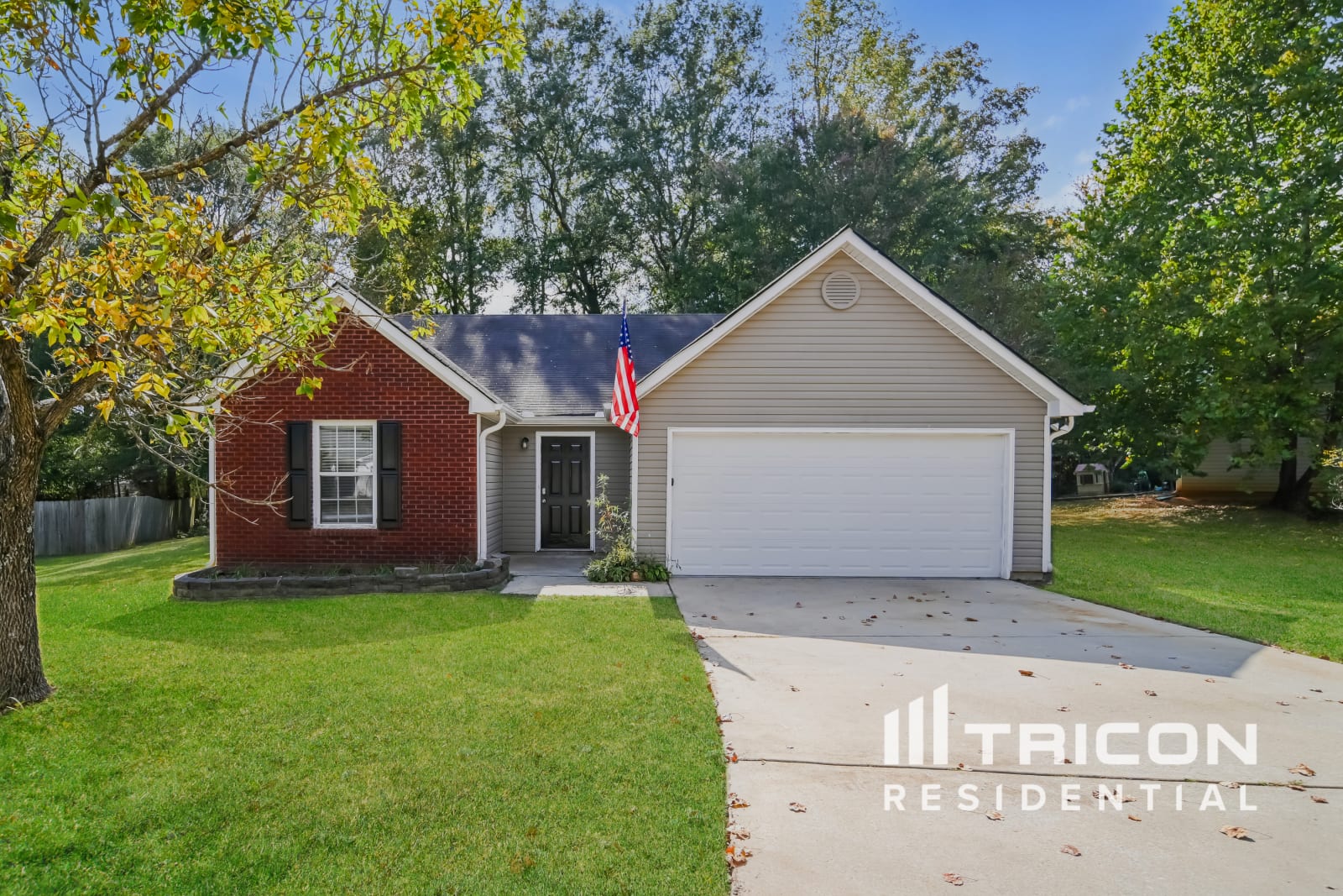 520 Sarahs Lane Locust Grove GA