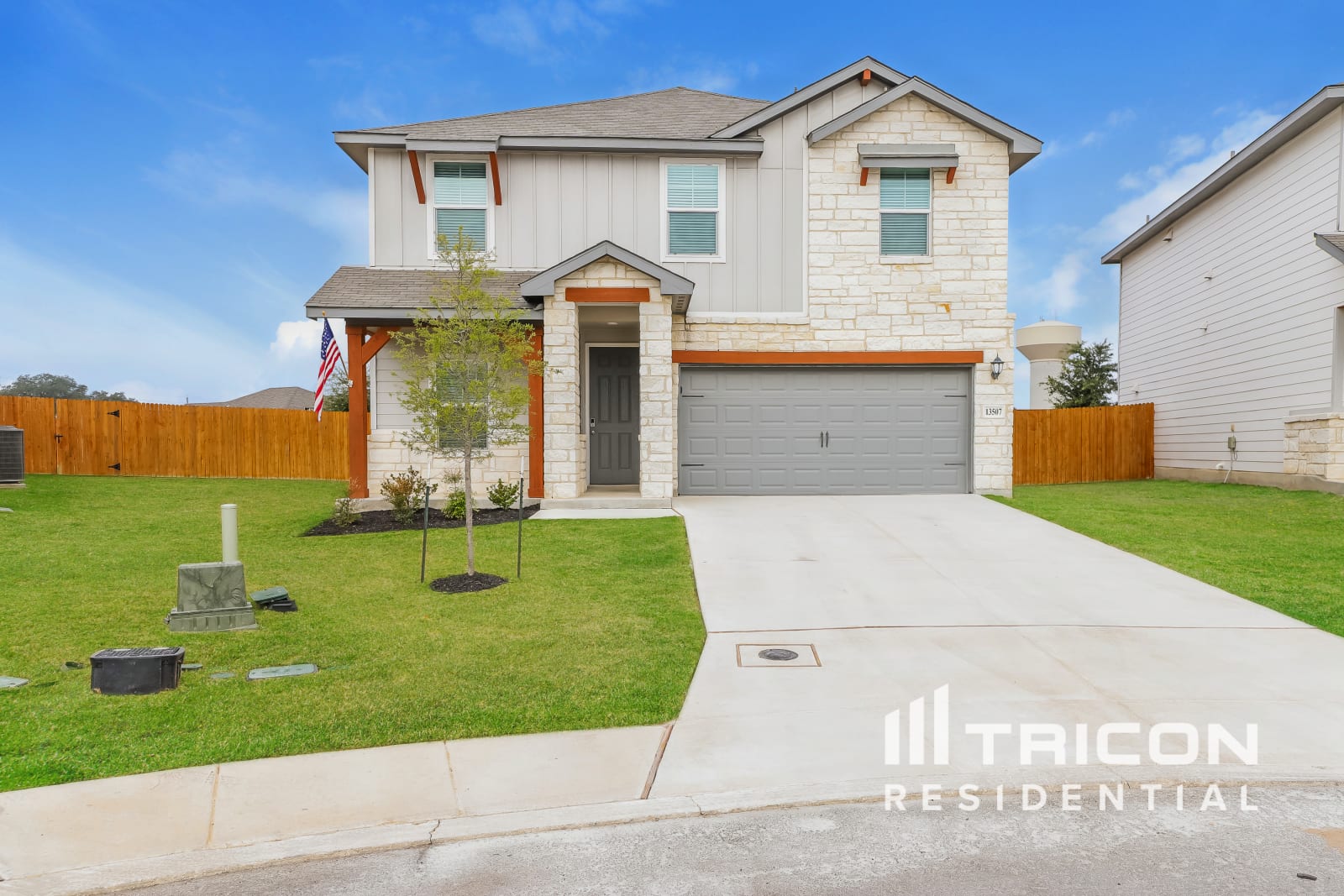 13507 Paxton Boulevard Saint Hedwig TX