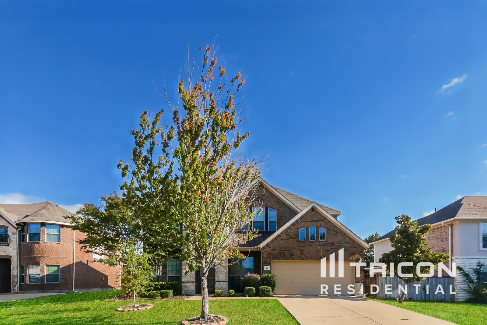 13 Center Court Heath TX