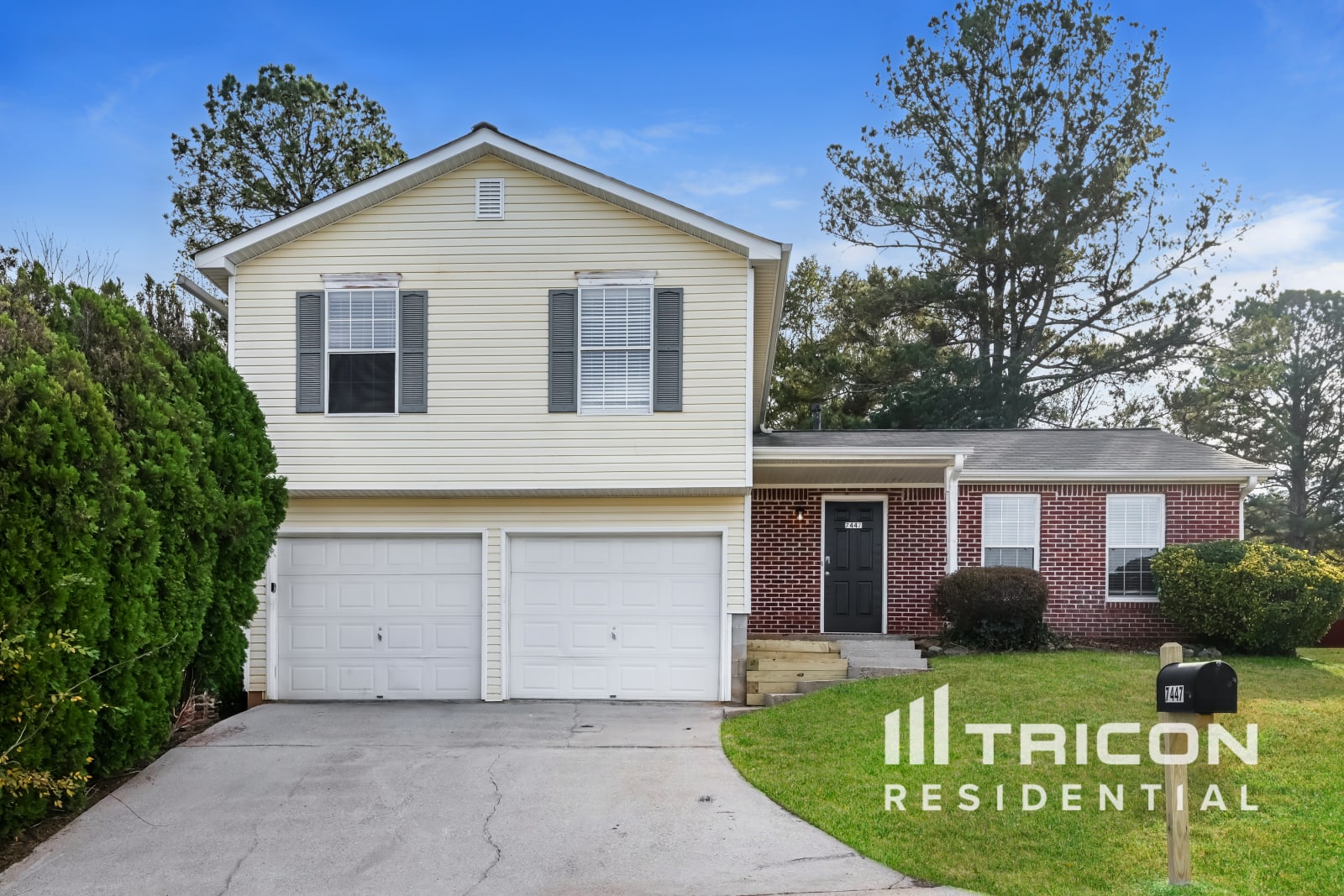 7447 Edenberry Way Lithonia GA