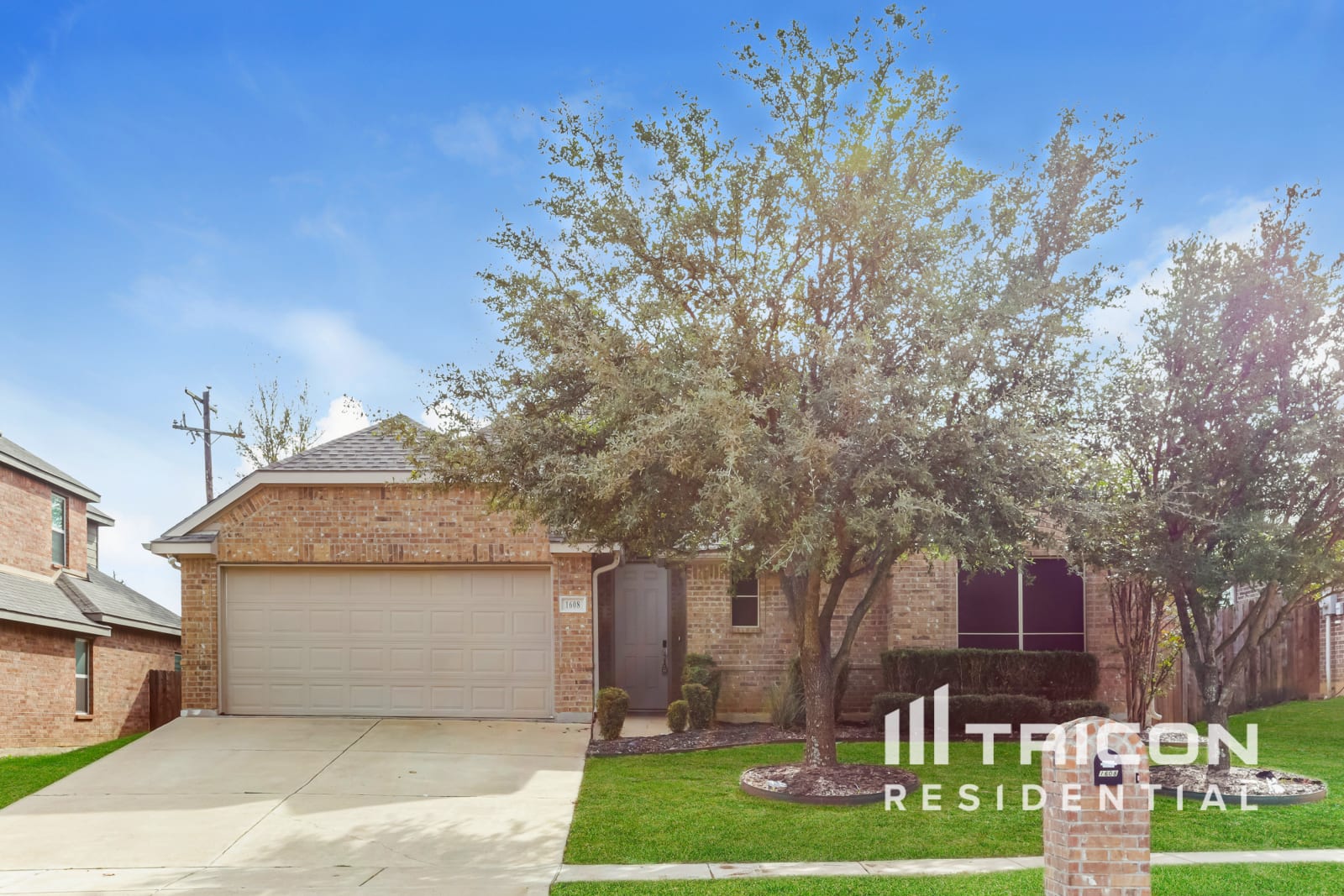 1608 Cowtown Dr Mansfield TX