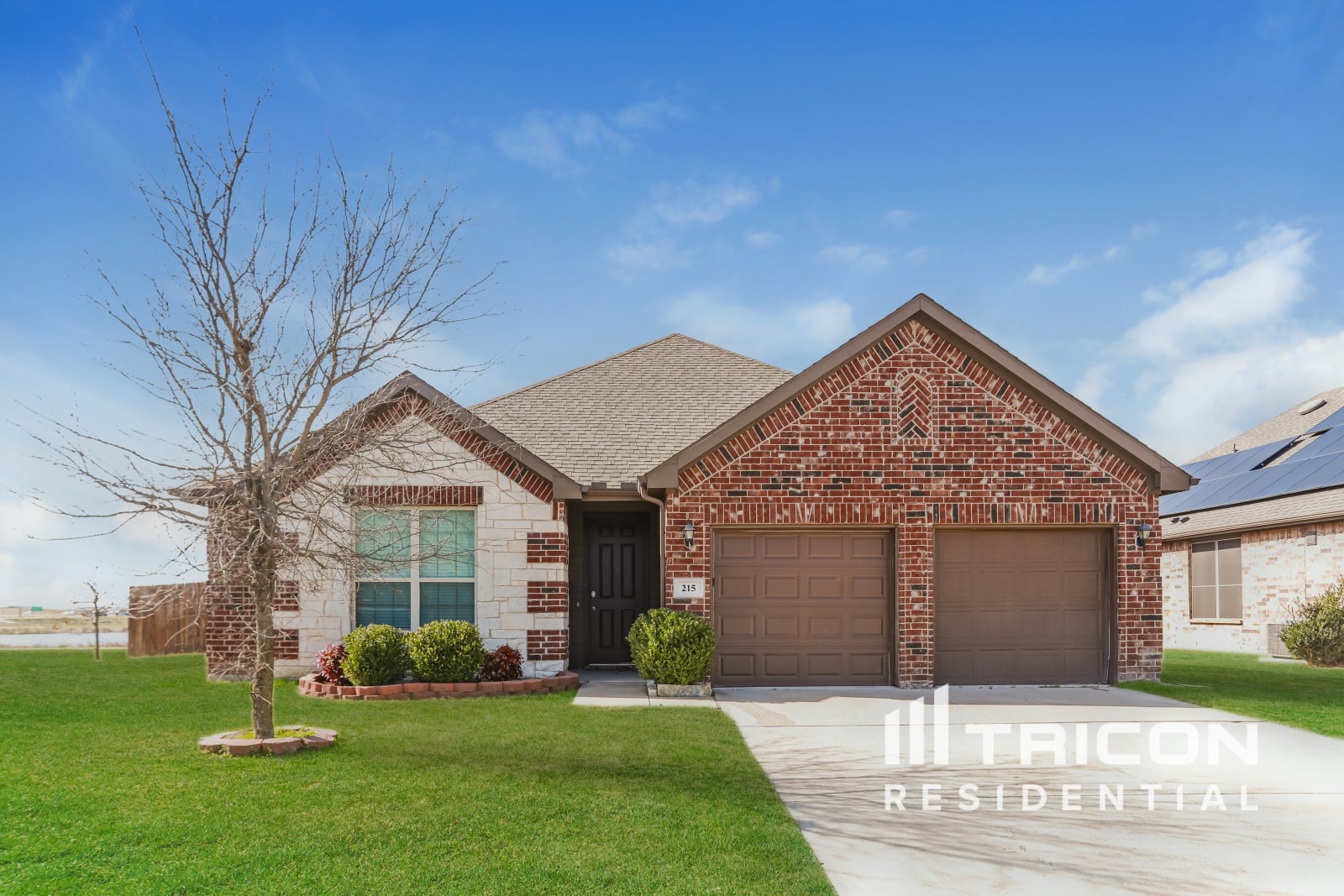215 Saddlebrook Lane Waxahachie TX