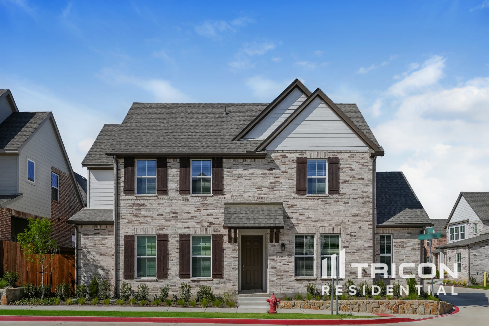 1030 Fallgate Drive Saginaw TX