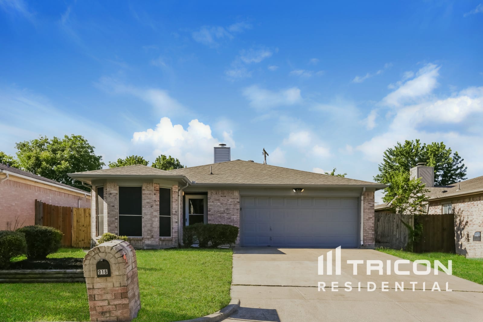 916 Ashmount Lane Arlington TX