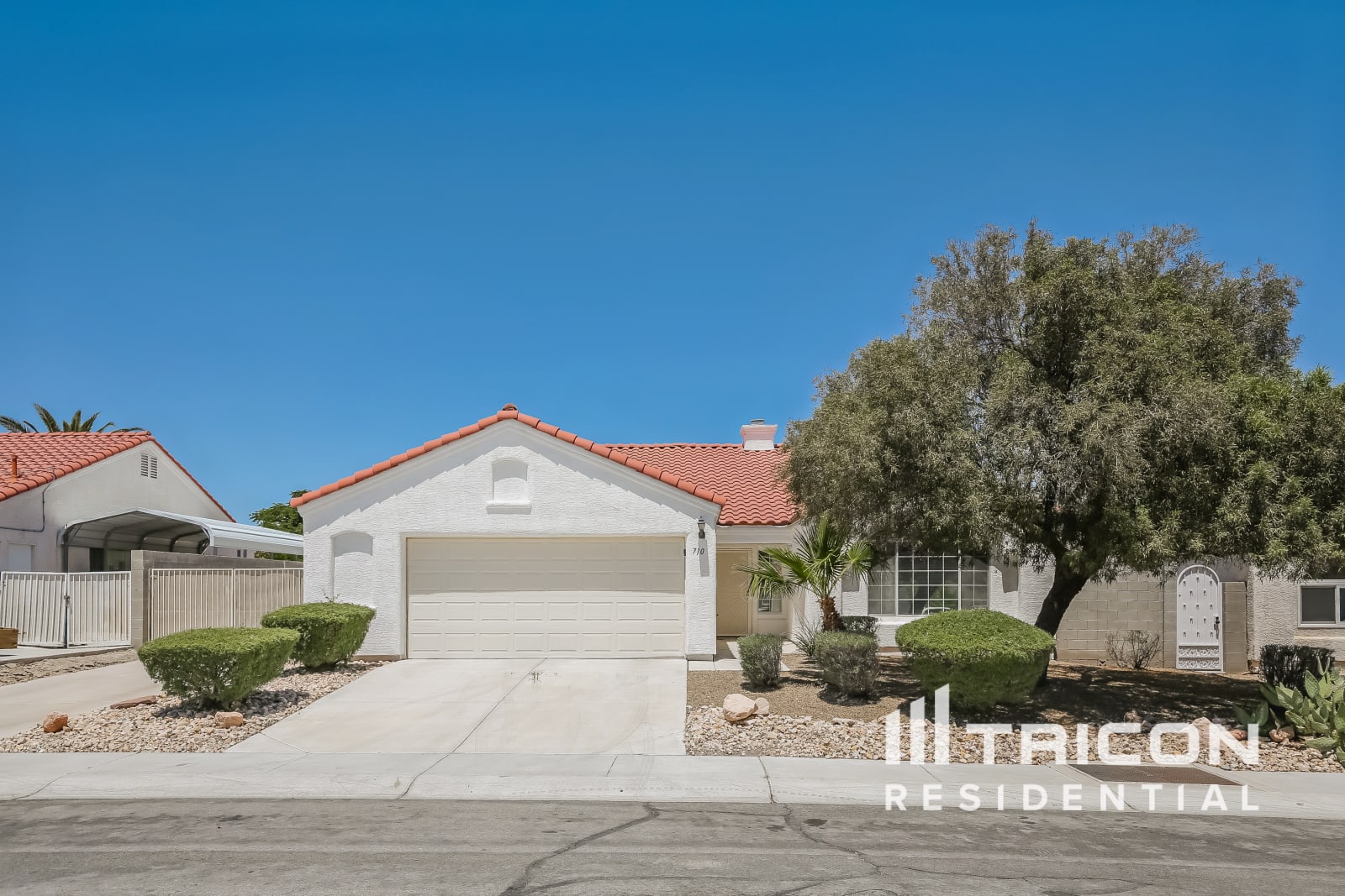 710 Wolf Lake Avenue N Las Vegas NV