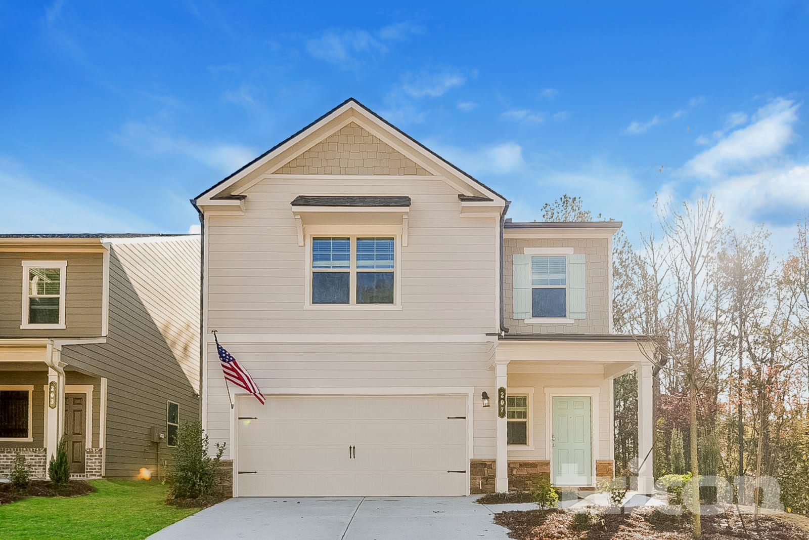 4 Bedroom House – 207 Chapelcrest Lane, Holly Springs, GA, 30115-1127