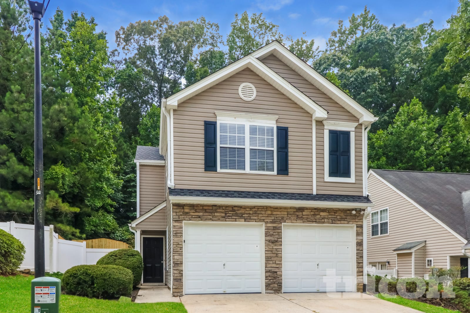 3 Bedroom House – 261 Silver Ridge Dr, Dallas, GA, 30157-8272
