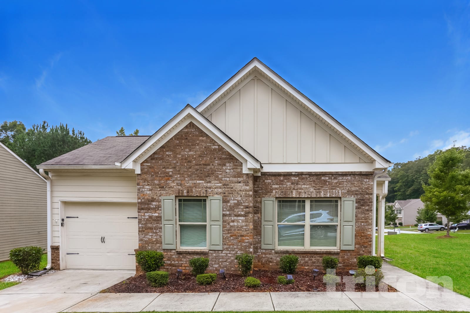 4 Bedroom House – 4003 Sitka Drive, Douglasville, GA, 30135-4398